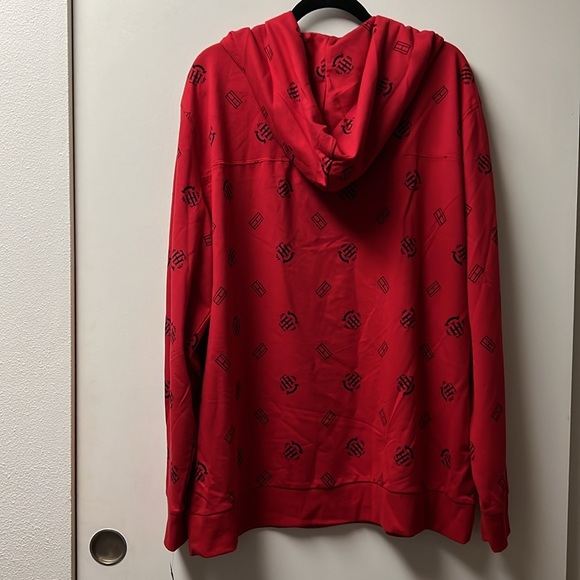 Tommy Hilfiger Men’s Active Hoodie ( see photos for flaws) - Picture 3 of 6